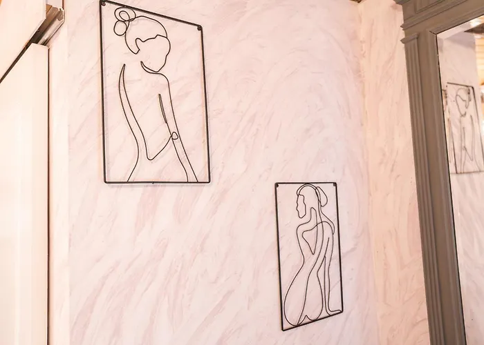 Au Pied Des Remparts- Maison De Caractere-3 Ch-ac بيت للعطل قرقشونه