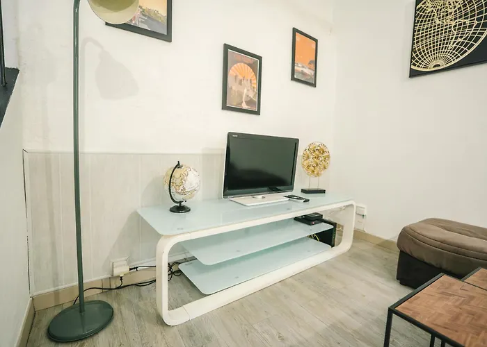 Au Pied Des Remparts- Maison De Caractere-3 Ch-ac بيت للعطل *